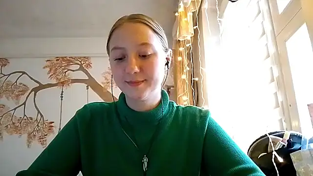 CarynFlaryn online show from 09/30/25, 06:07