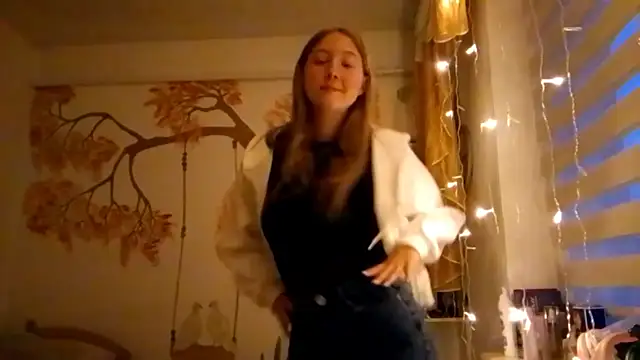 CarynFlaryn online show from 10/08/25, 04:10