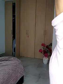 Zoe riivas online show from 11/14/25, 10:14