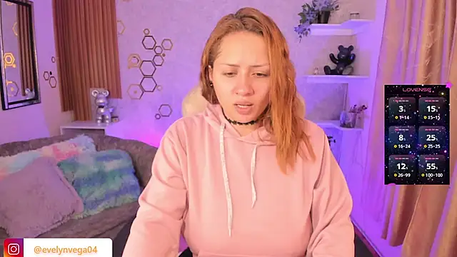 EvelynVega0 online show from 02/24/26, 06:22