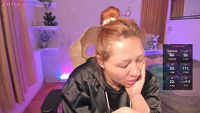 EvelynVega0 online show from 04/24/26, 04:48