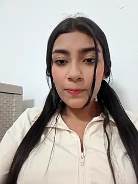 Sweed-virgin-pussy online show from 05/18/26, 01:45