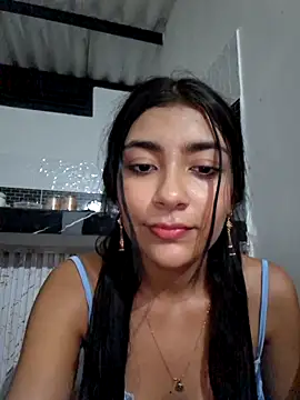 Snapshot of Sweed-virgin-pussy chatting on 06/15/26, 02:36 Sweed-virgin-pussy online show from 06/15/26, 02:36