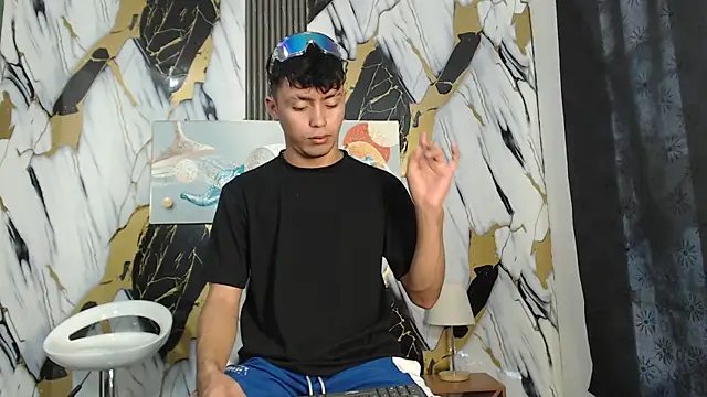 VERY HOT GUYS online show from 07/11/26, 01:25