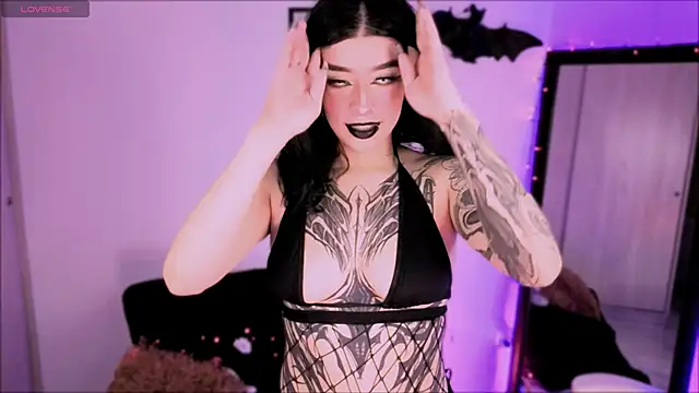 Snapshot of VanessaBlackrose chatting on 10/07/25, 11:13 VanessaBlackrose online show from 10/07/25, 11:13