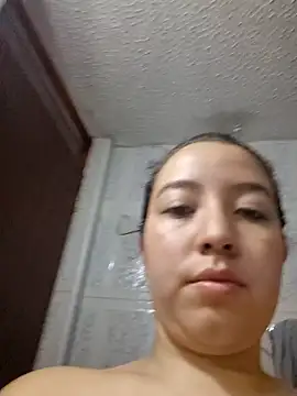 annyaparis online show from 10/04/25, 02:42