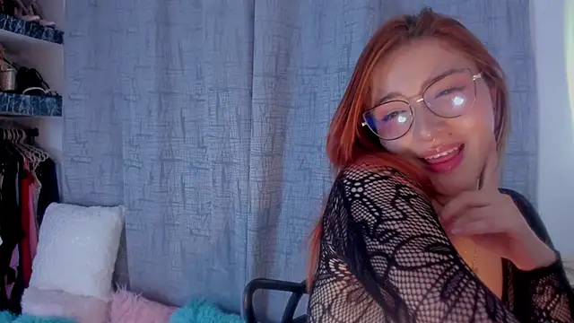 Snapshot of AmaruBloom chatting on 10/08/25, 02:53 AmaruBloom online show from 10/08/25, 02:53