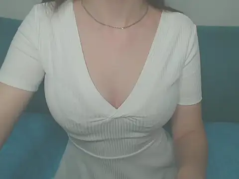 Snapshot of KristenStamen chatting on 02/16/26, 12:40 KristenStamen online show from 02/16/26, 12:40