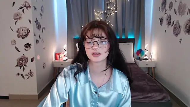 Snapshot of MileyRood chatting on 11/14/25, 02:10 MileyRood online show from 11/14/25, 02:10