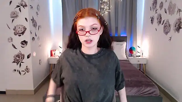 Snapshot of MileyRood chatting on 11/28/25, 01:08 MileyRood online show from 11/28/25, 01:08