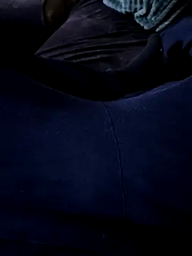 Snapshot of fred77183 chatting on 11/10/25, 11:26 fred77183 online show from 11/10/25, 11:26