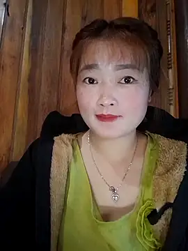 Snapshot of Bum_538 chatting on 11/06/25, 12:44 Bum 538 online show from 11/06/25, 12:44