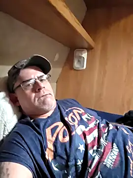 DeeBestEver online show from 10/04/25, 10:08