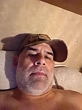 DeeBestEver online show from 04/22/26, 03:09