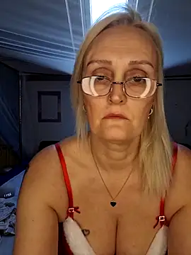 Snapshot of Jenny_Blum chatting on 12/03/25, 10:57 Jenny Blum online show from 12/03/25, 10:57