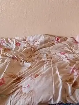 Snapshot of anal_lover90 chatting on 10/27/25, 08:29 anal lover90 online show from 10/27/25, 08:29