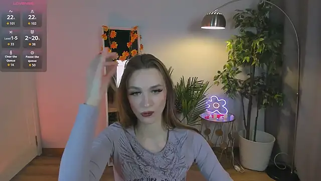 PollyMayer online show from 10/23/25, 08:40