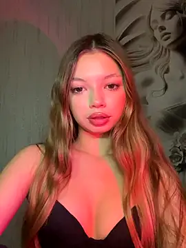  Siennaaa  online show from 10/06/25, 07:44