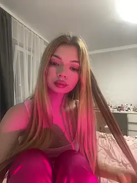  Siennaaa  online show from 02/06/26, 10:57