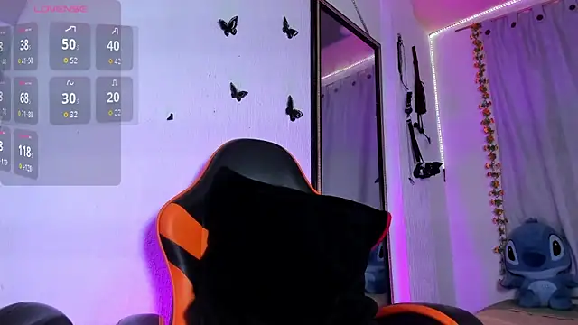 Snapshot of Pamela_wish2 chatting on 11/19/25, 12:21 Pamela wish2 online show from 11/19/25, 12:21