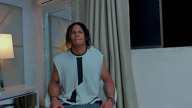 casike1 online show from 11/15/25, 11:10