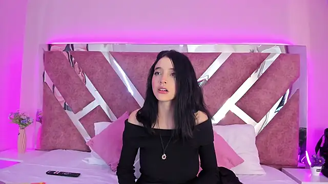 MeganR  online show from 12/20/25, 07:10