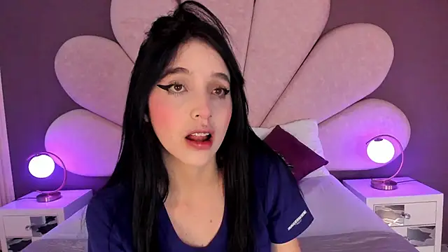 MeganR  online show from 04/07/26, 11:10