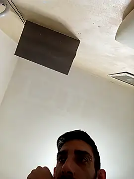 Snapshot of Cristian863 chatting on 09/30/25, 05:51 Cristian863 online show from 09/30/25, 05:51