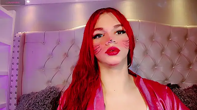 Snapshot of Saraa_Jone chatting on 10/23/25, 01:54 Saraa Jone online show from 10/23/25, 01:54