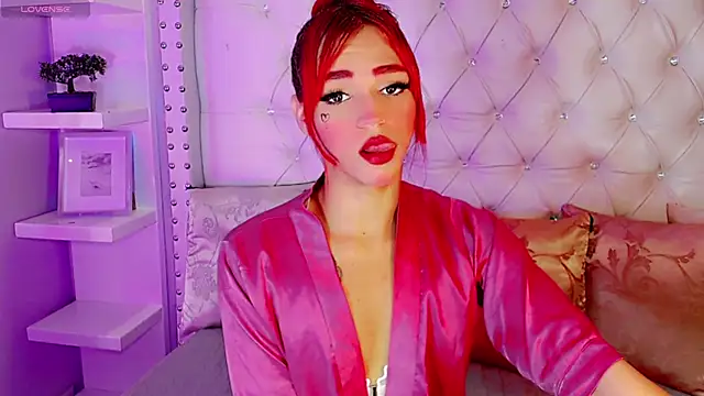 Snapshot of Saraa_Jone chatting on 12/03/25, 12:25 Saraa Jone online show from 12/03/25, 12:25