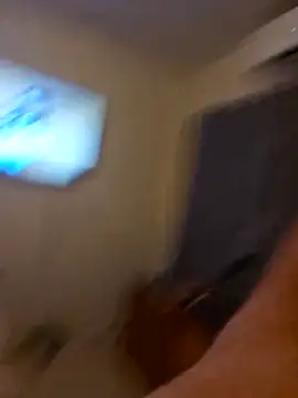 Snapshot of Sasu88_2 chatting on 10/19/25, 12:44 Sasu88 2 online show from 10/19/25, 12:44