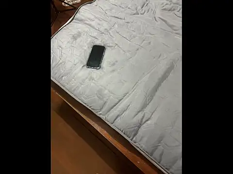 zghn88 online show from 10/21/25, 01:01