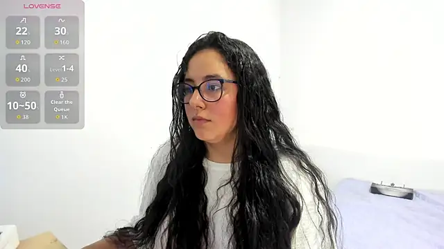 Venus cat  online show from 10/30/25, 08:31