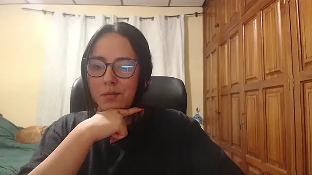 Venus cat  online show from 02/16/26, 09:33