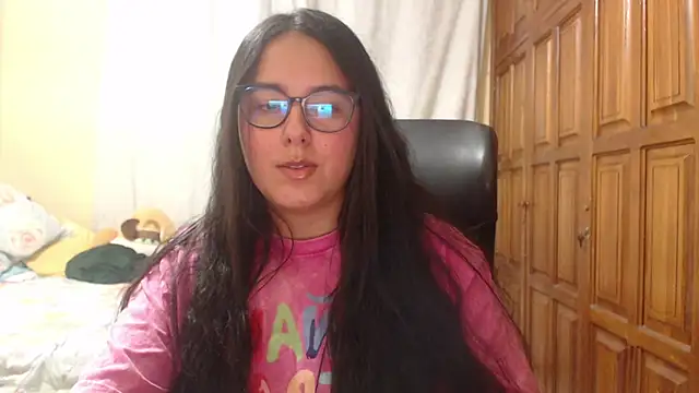 Venus cat  online show from 05/18/26, 03:02