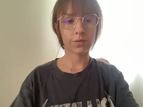 SweetblueberryXx online show from 10/06/25, 06:44