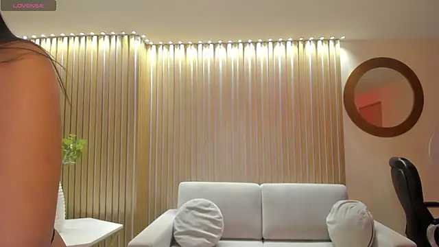 NatalieLewis online show from 05/20/26, 12:00