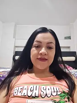 LindaSalo33 online show from 10/14/25, 03:29