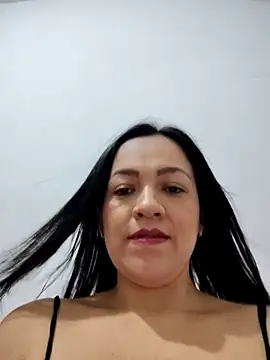LindaSalo33 online show from 10/20/25, 03:40