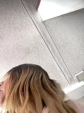 Snapshot of Ada_Pink chatting on 12/02/25, 05:52 Ada Pink online show from 12/02/25, 05:52