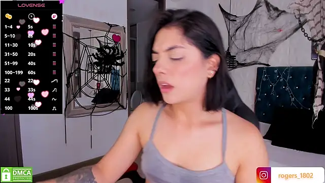 Snapshot of isaa_dl chatting on 10/28/25, 05:37 isaa dl online show from 10/28/25, 05:37