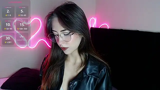 fanyabbey online show from 10/14/25, 05:19