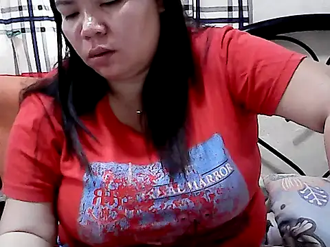 HornyPussie69 online show from 04/20/26, 12:13