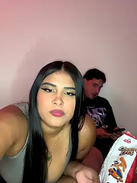 Snapshot of sarafox_10 chatting on 10/11/25, 08:29 sarafox 10 online show from 10/11/25, 08:29