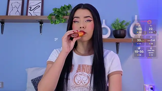 Megan Ritz online show from 12/04/25, 07:22