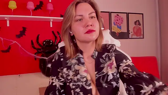 AriaEven online show from 11/06/25, 08:59