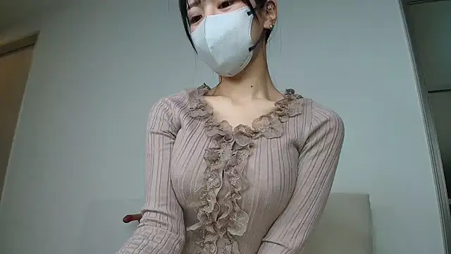 Snapshot of hana-08787- chatting on 11/07/25, 04:07 hana-08787- online show from 11/07/25, 04:07