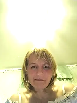 Masha412111 online show from 10/03/25, 07:44