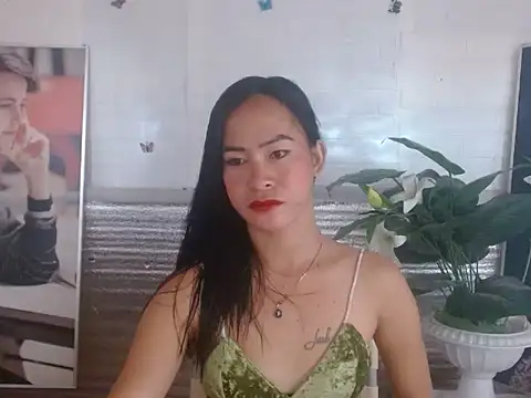 miss katty28 online show from 10/17/25, 10:34