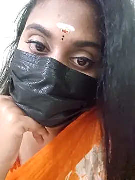 Snapshot of Dheronika_sweetie chatting on 10/09/25, 04:38 Dheronika sweetie online show from 10/09/25, 04:38